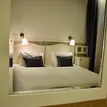 Divan Hotel 3*