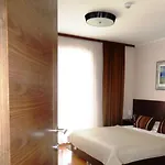 Divan Hotel 3*