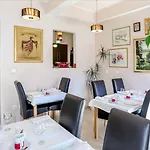 Divan Hotel