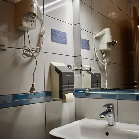 Hotel Divan 3*