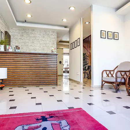 Divan Hotel 3*