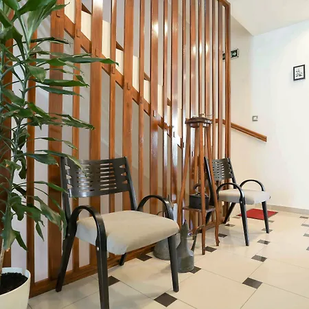 Divan Hotel