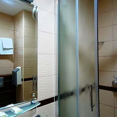 מלון Divan 3*