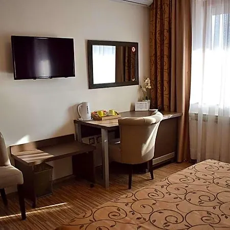 Divan Hotell 3*