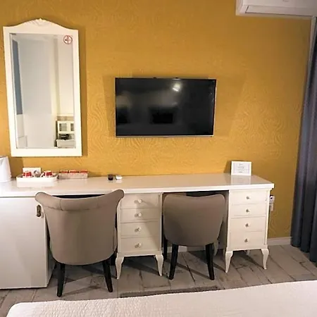 Hotell Divan 3*