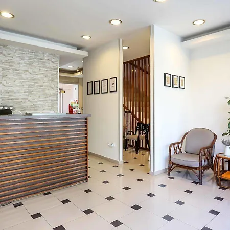 Hotel Divan 3*