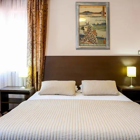 Divan Hotel SJJ