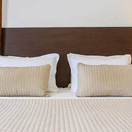 Divan Hotel